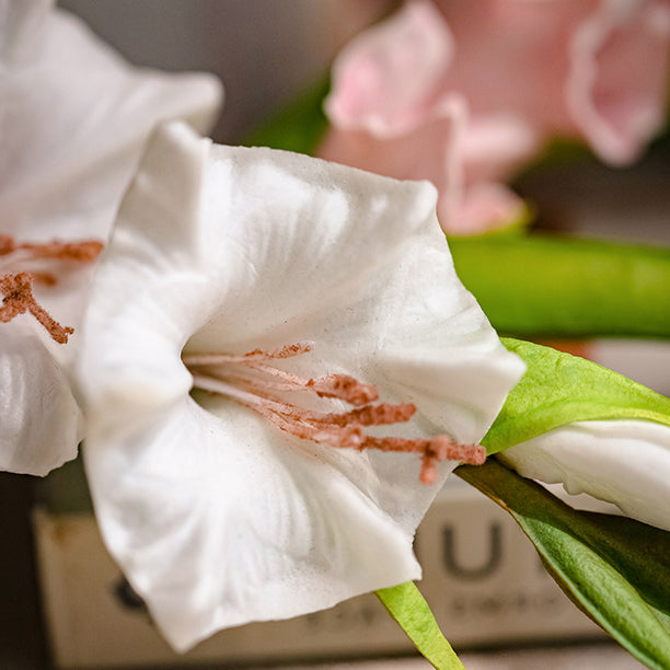 Vintage Elegance Gladiolus Centerpiece