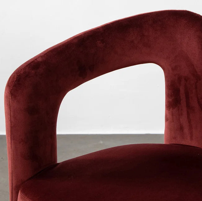 Contemporary Velvet Accent Chair | Bold Design with Luxurious Comfort